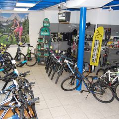 Showroom Bike 2.jpg